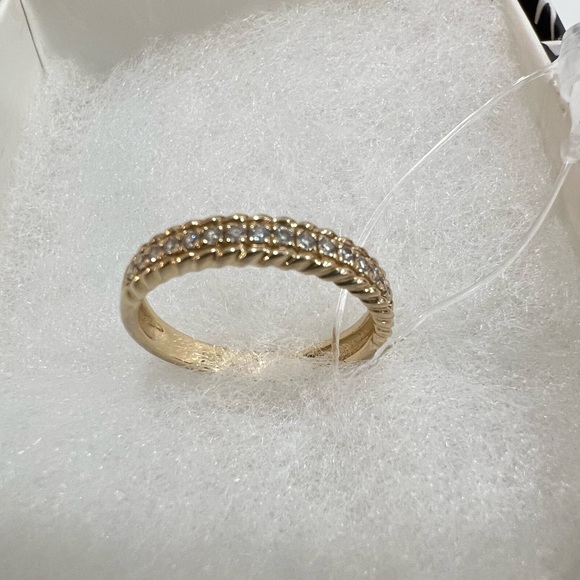 SHY CREATION Gold and Diamond Ring - Picture 6 of 13